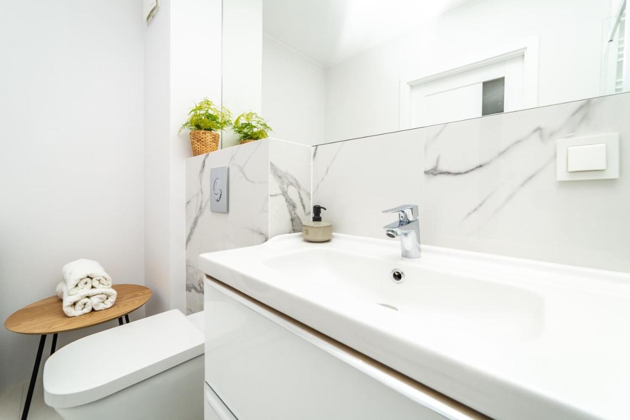 Pobookowane River View Apartments Gdańsk Kültér fotó